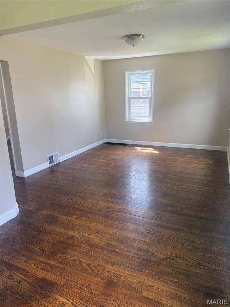 5316 Colton DR, Normandy, MO 63121
