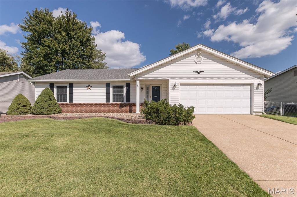 1124 Athena WAY, St Peters, MO 63376