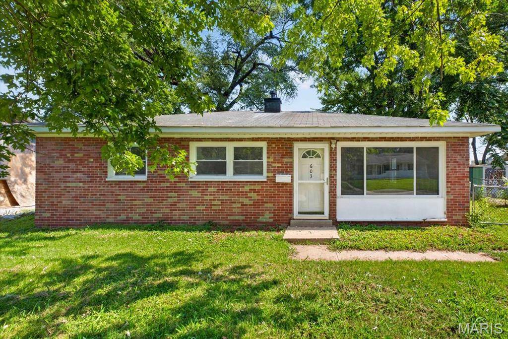 603 Saint Nicholas DR, Cahokia, IL 62206