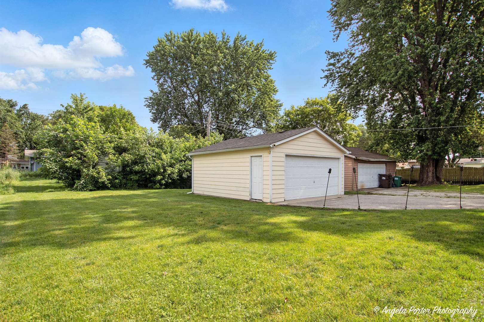 4420 Clearview DR, Mchenry, IL 60050