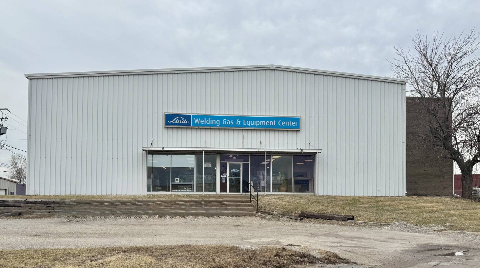 903 2nd AVE, Rock Island, IL 61201