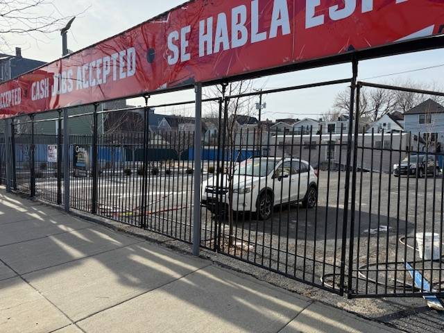 2730 N Western AVE, Chicago, IL 60647