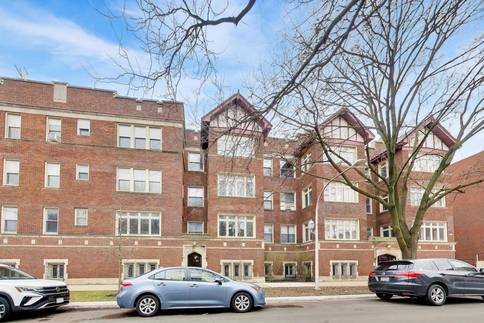 2221 E 68th ST #3, Chicago, IL 60649