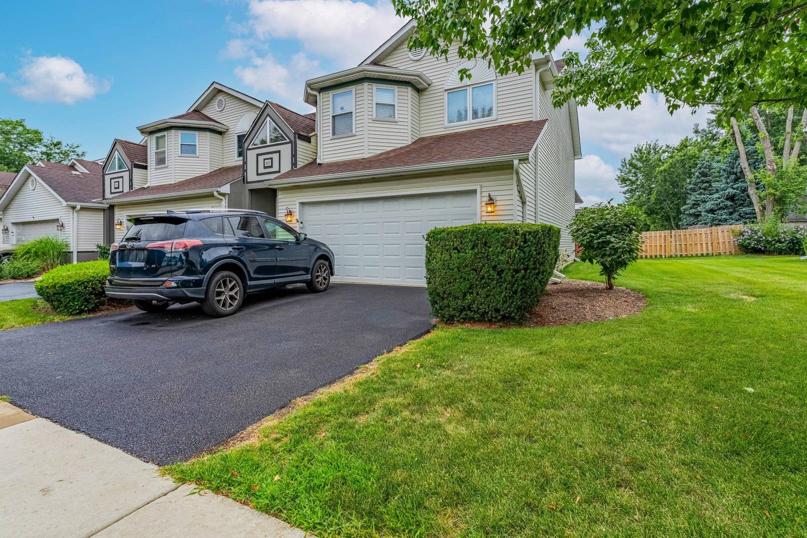 367 Inner Circle DR, Bolingbrook, IL 60490