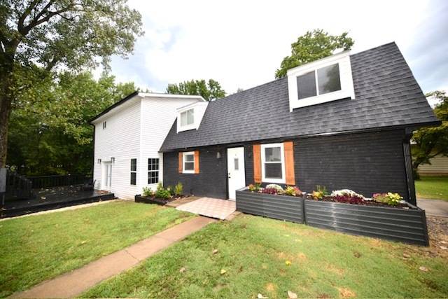 406 W Park ST, Benton, IL 62812