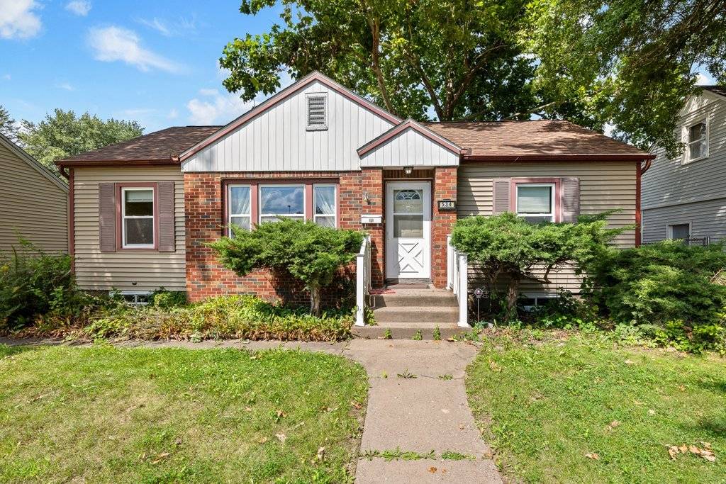 534 W 29th ST, Davenport, IA 52803