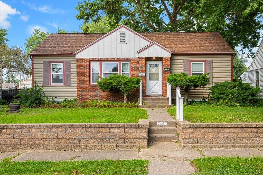 534 W 29th ST, Davenport, IA 52803