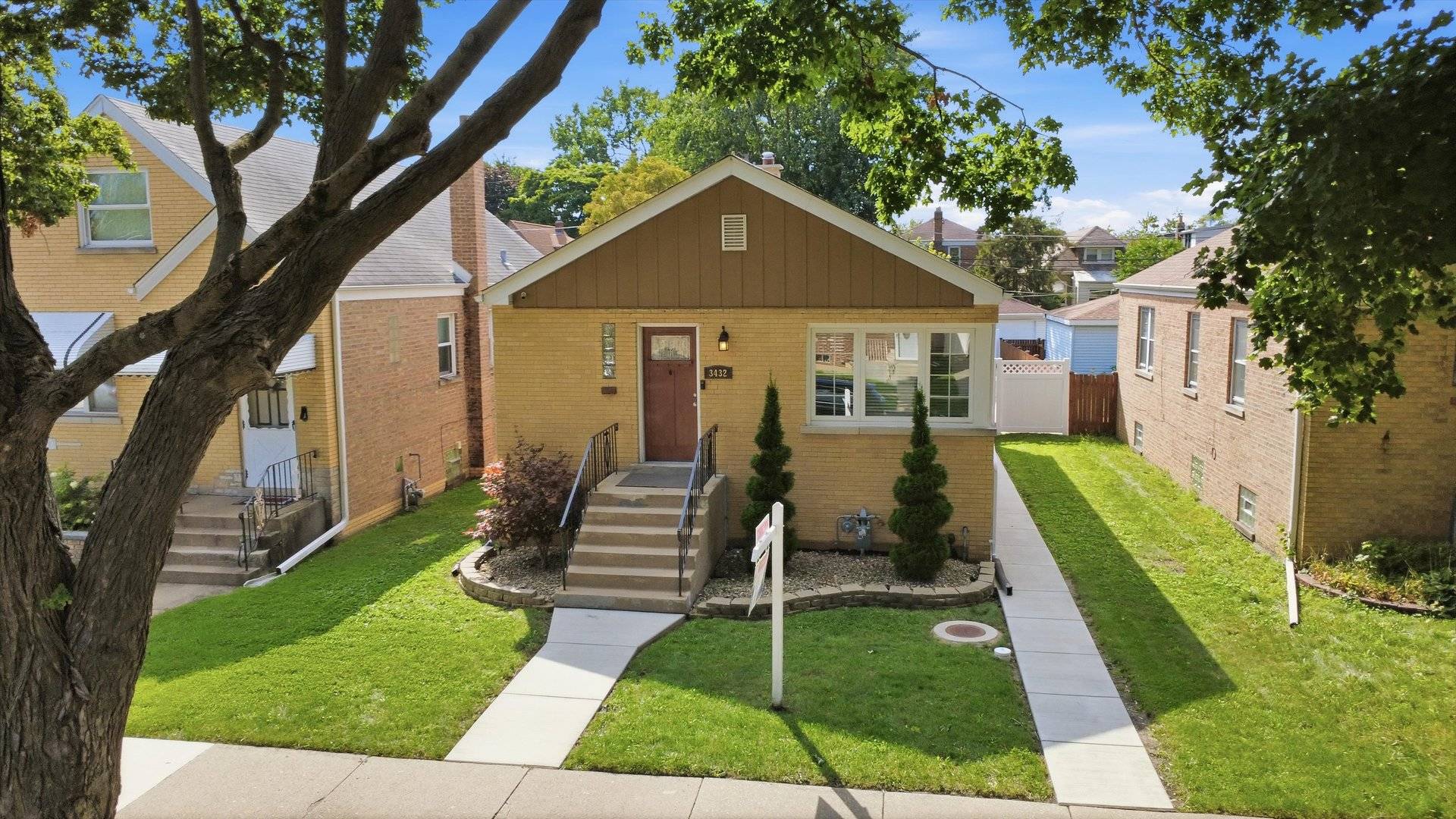 3432 Highland AVE, Berwyn, IL 60402
