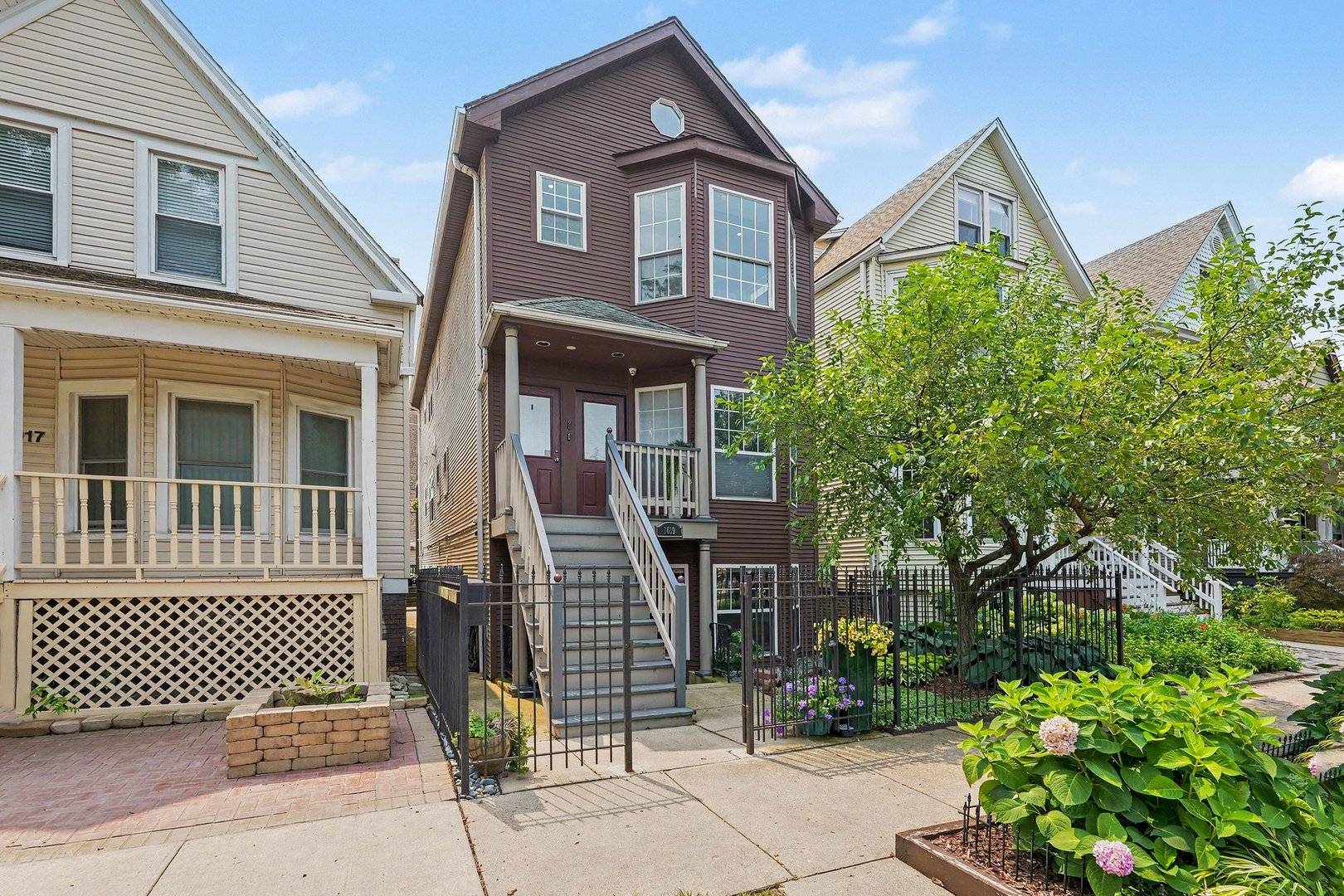 1619 W Hollywood AVE #3, Chicago, IL 60660