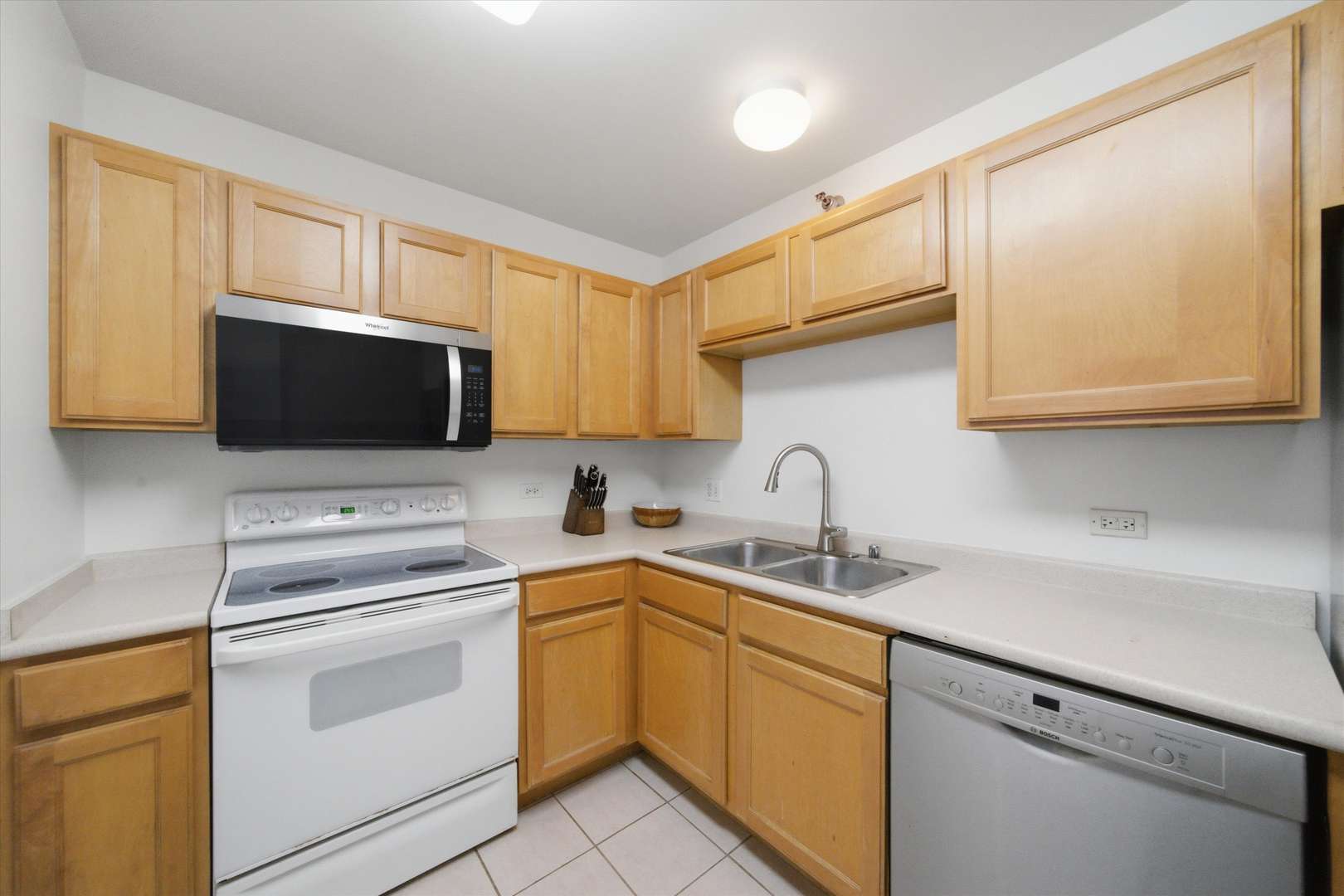 345 N LaSalle ST #1109, Chicago, IL 60654