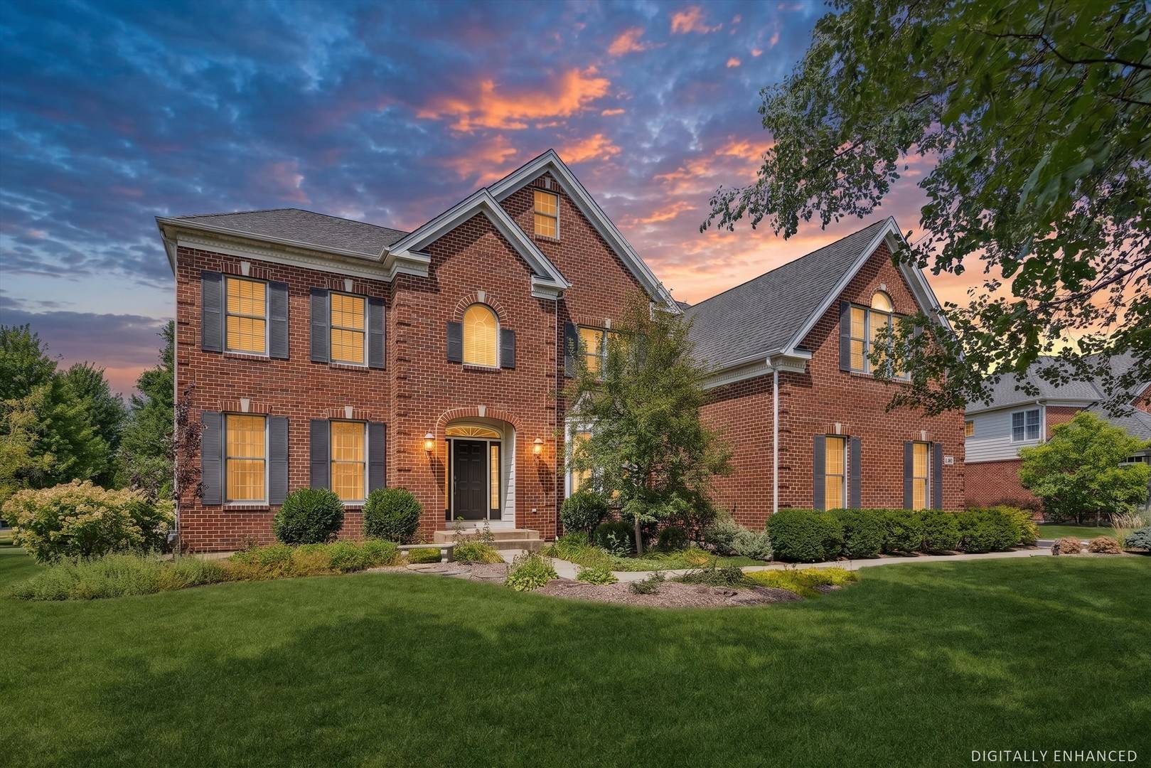 29 Glacier CIR, South Barrington, IL 60010