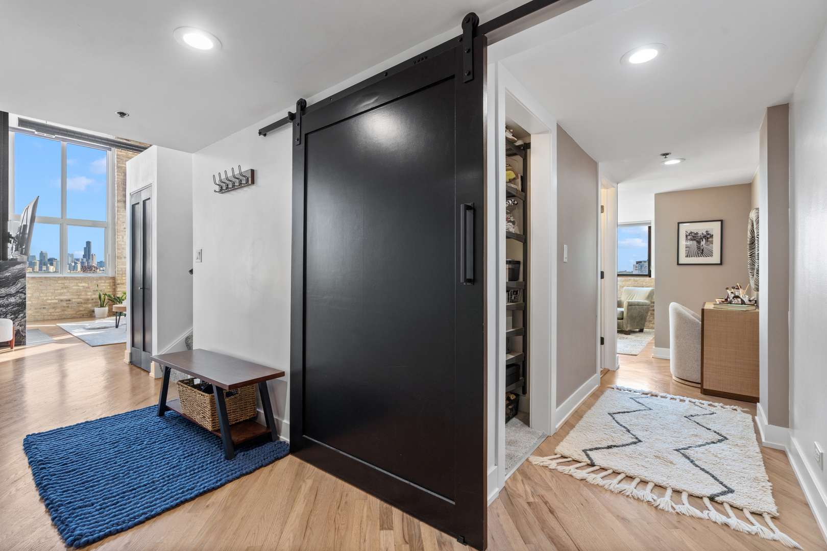 2614 N Clybourn AVE #401, Chicago, IL 60614