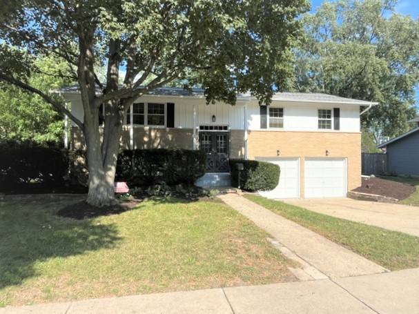 17 S WINSTON DR, Palatine, IL 60074
