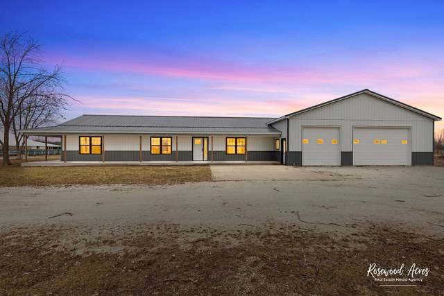 6255 W State Route 17 RD, Kankakee, IL 60901
