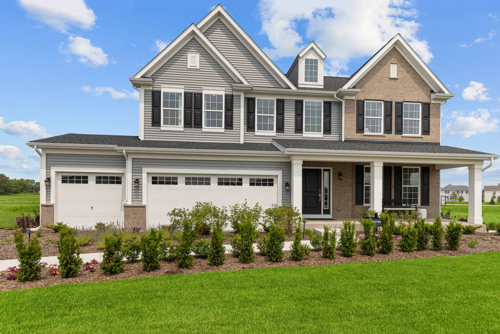 12740 S Kerry LN, Plainfield, IL 60585