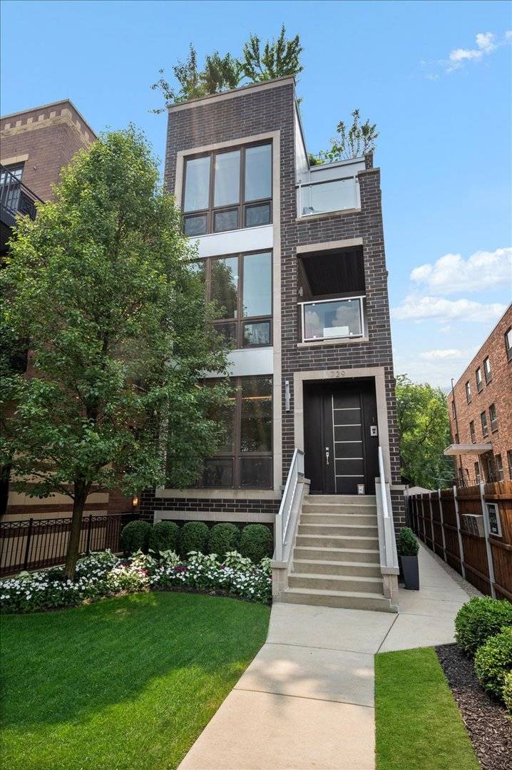 729 W Diversey Pkwy #2, Chicago, IL 60614
