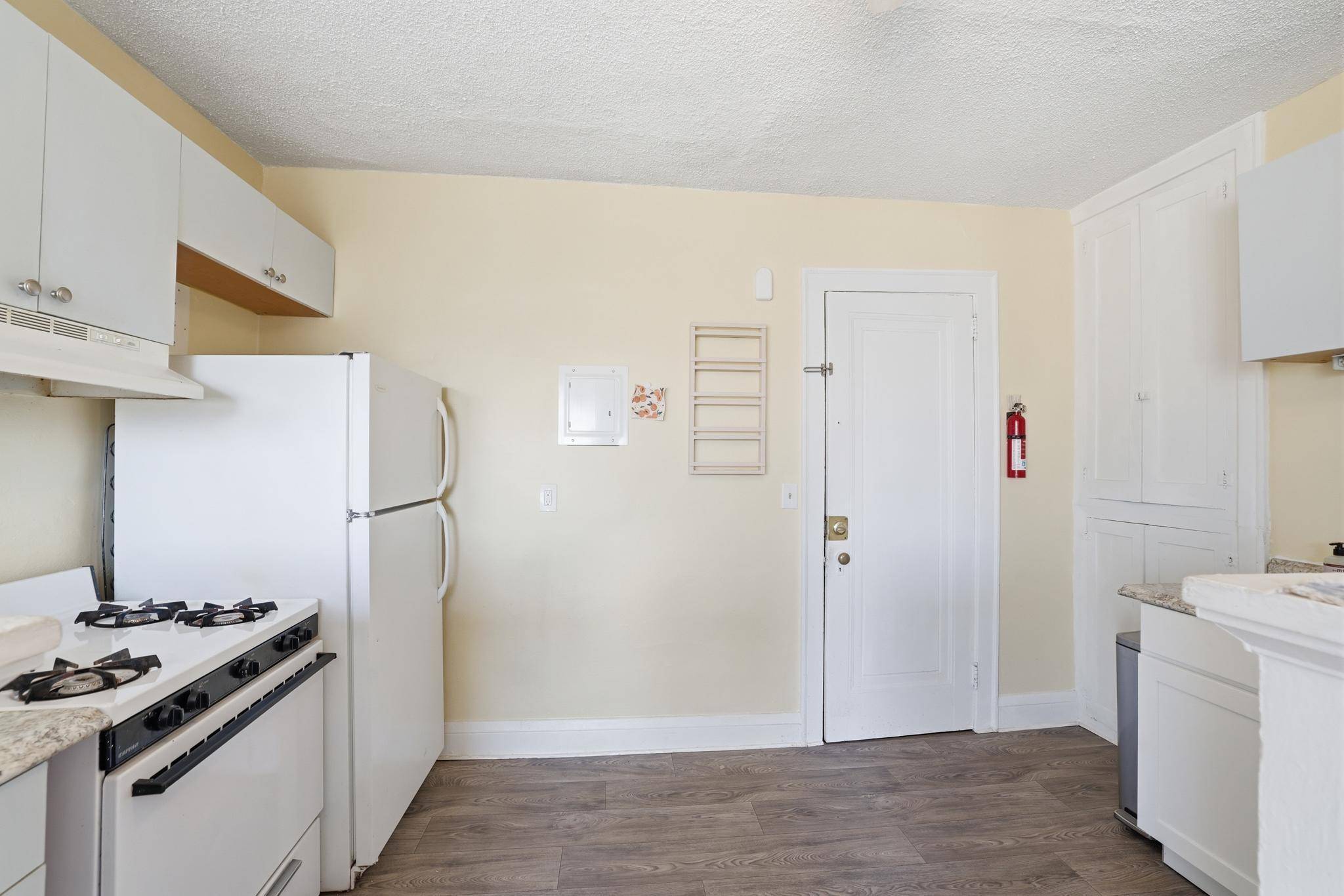 286 Van Buren AVE #6, Saint Paul, MN 55103