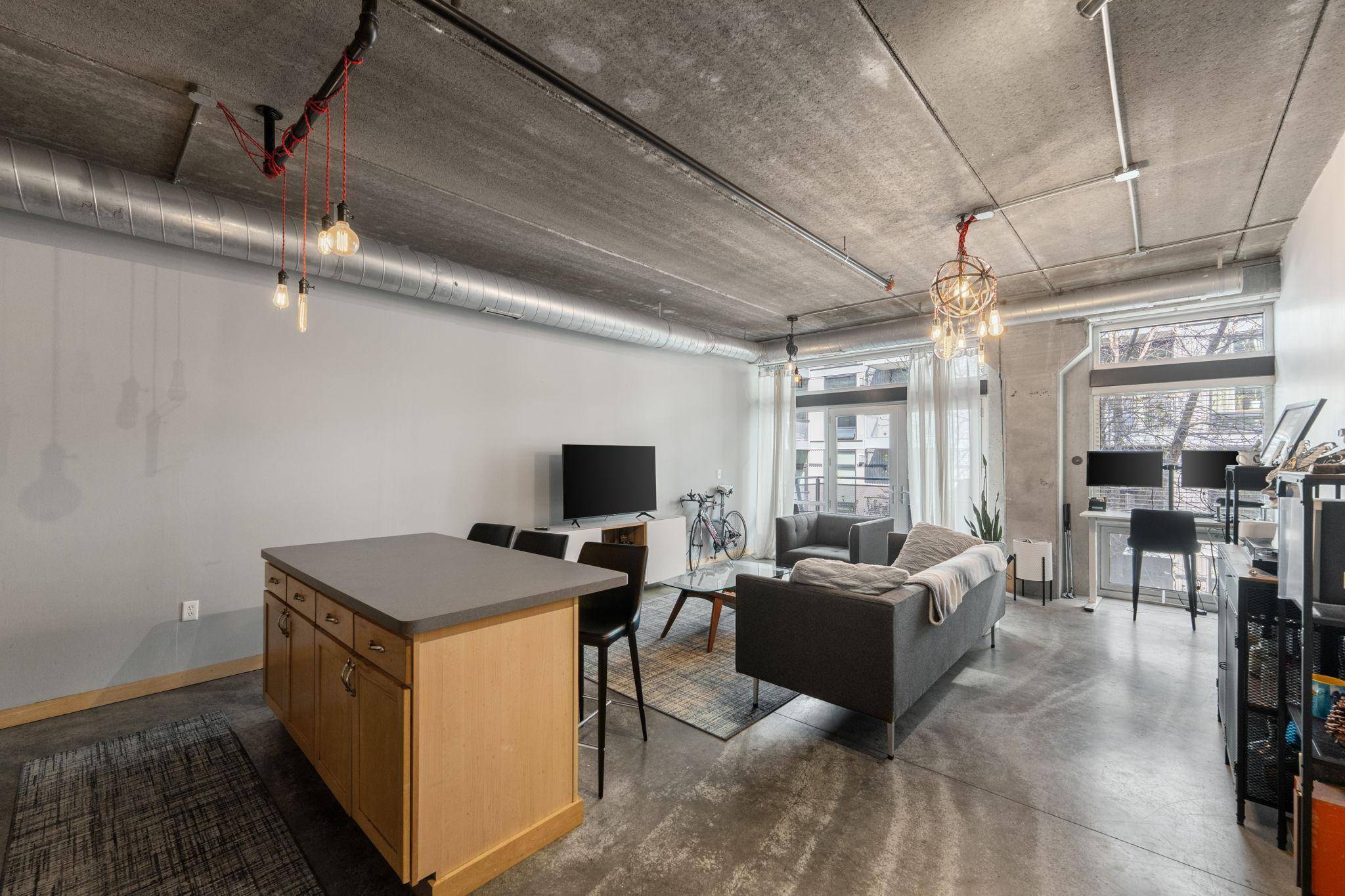 710 N 4th ST #W210, Minneapolis, MN 55401