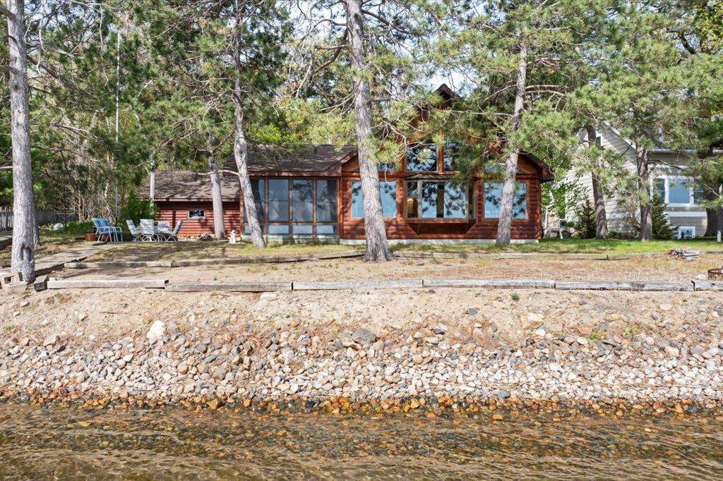 9341 Mockingbird LN, Pequot Lakes, MN 56472