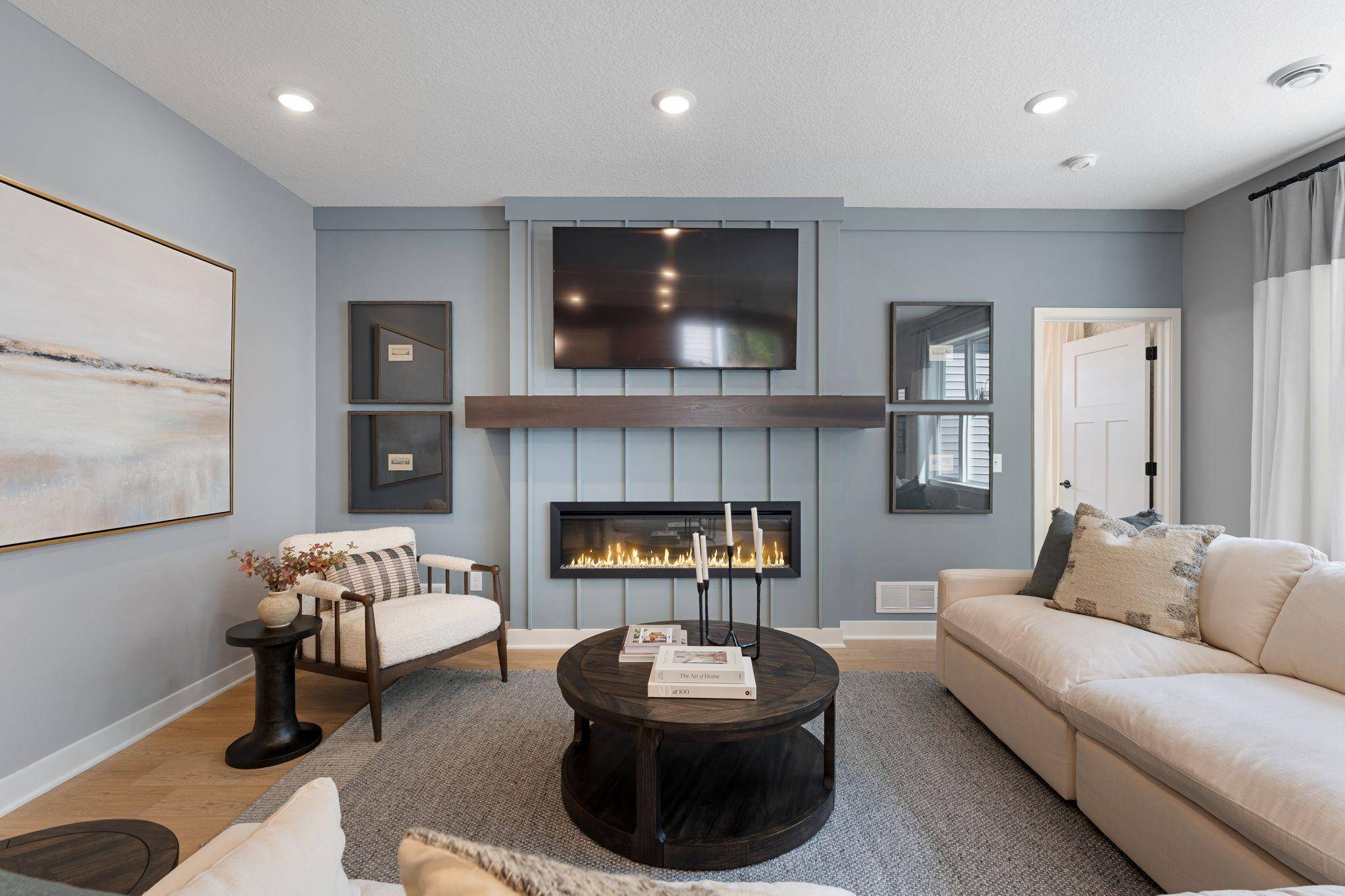 542 Tulare TER, Newport, MN 55055