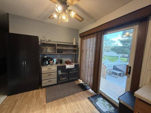 608 S Donnelly AVE, Litchfield, MN 55355