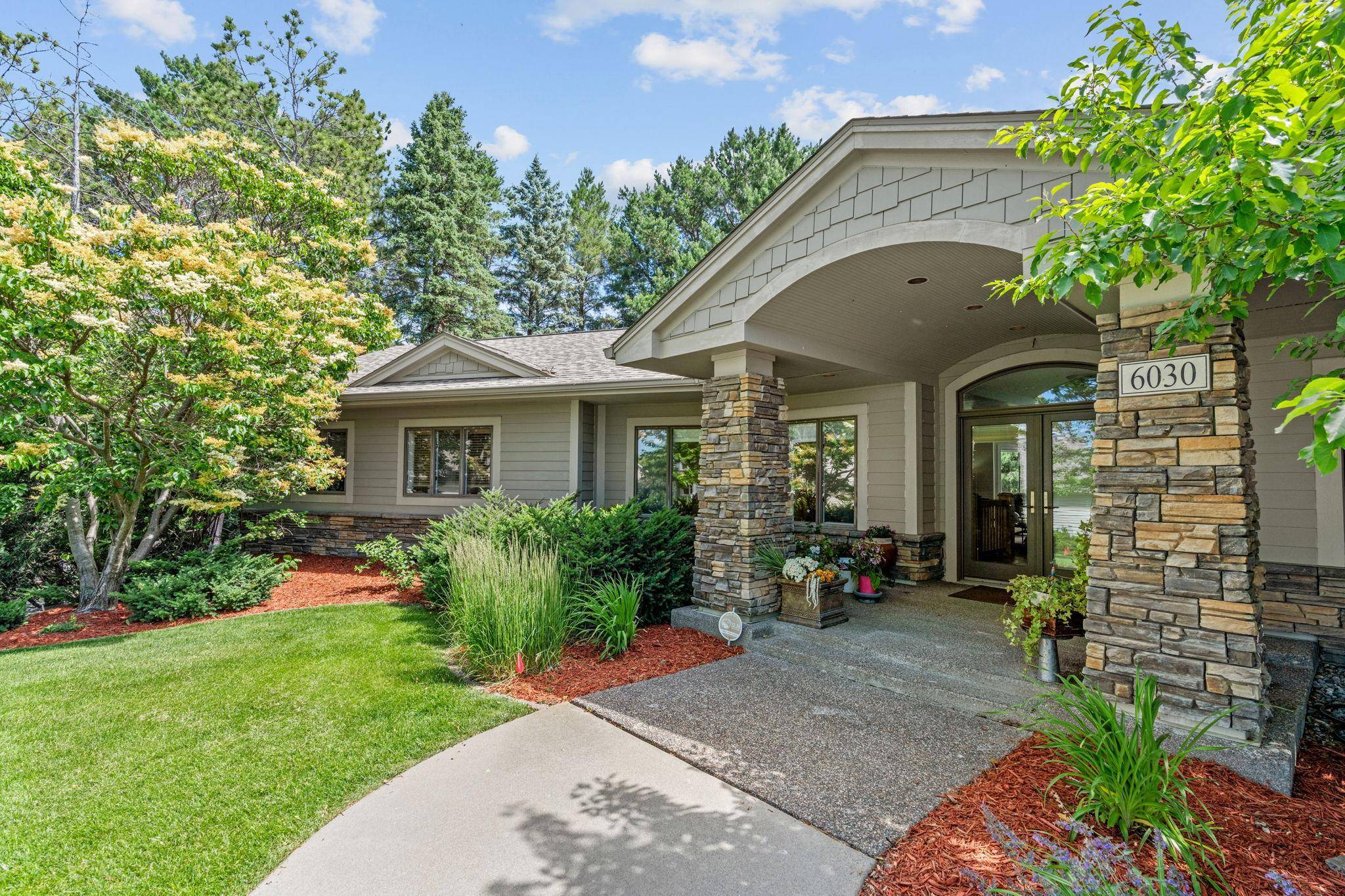 6030 Quantico LN N, Plymouth, MN 55446