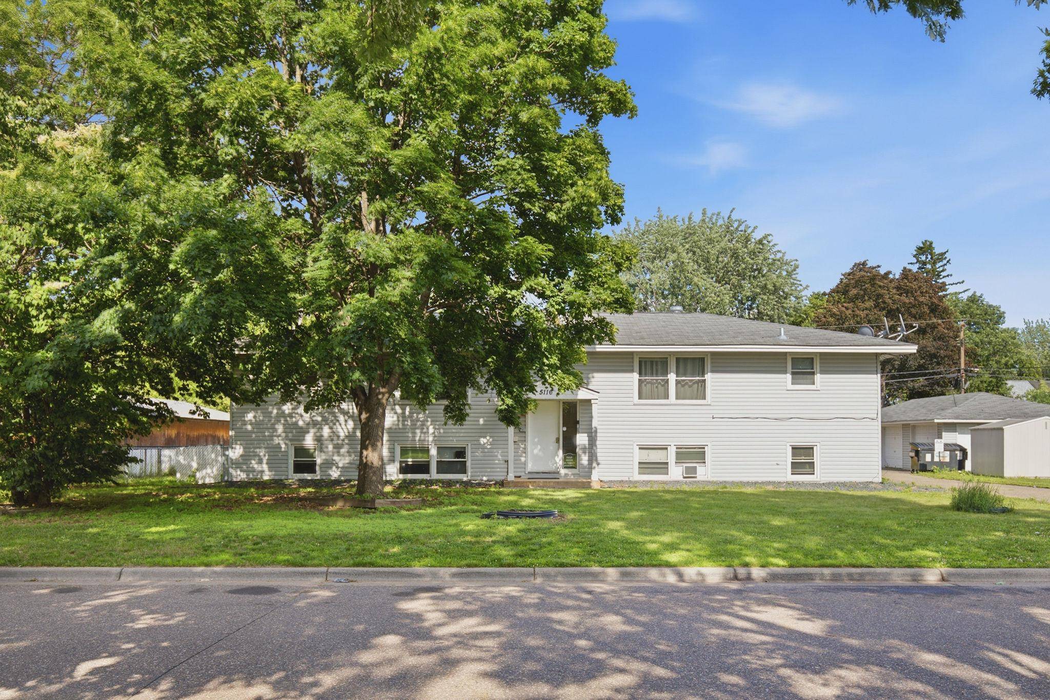 5116 Edgewood AVE N, Minneapolis, MN 55428