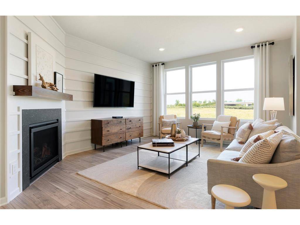 17985 Genoa DR, Lakeville, MN 55044