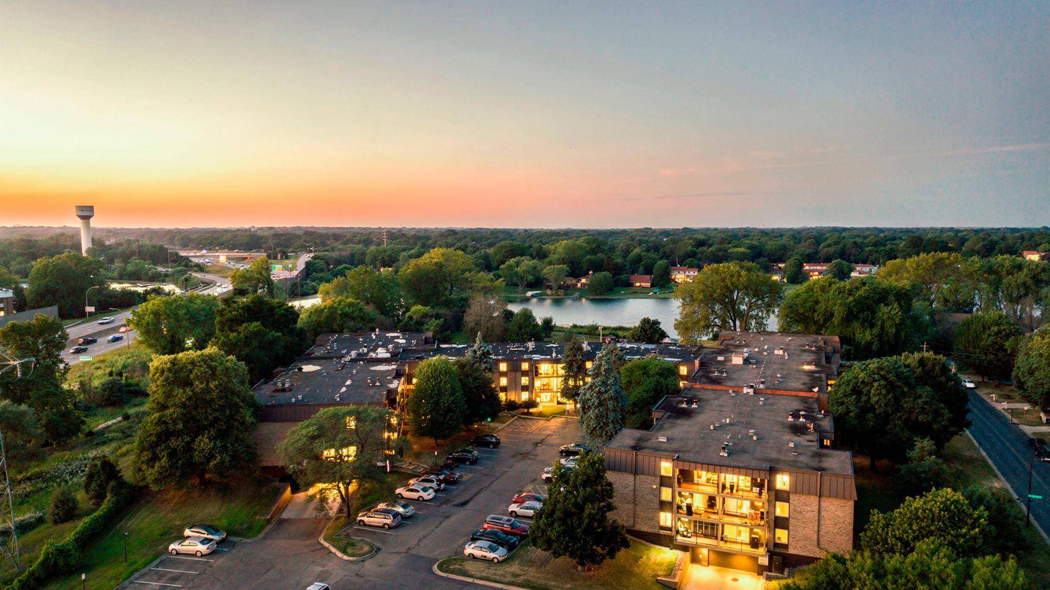 4201 Lakeside AVE N #214, Brooklyn Center, MN 55429