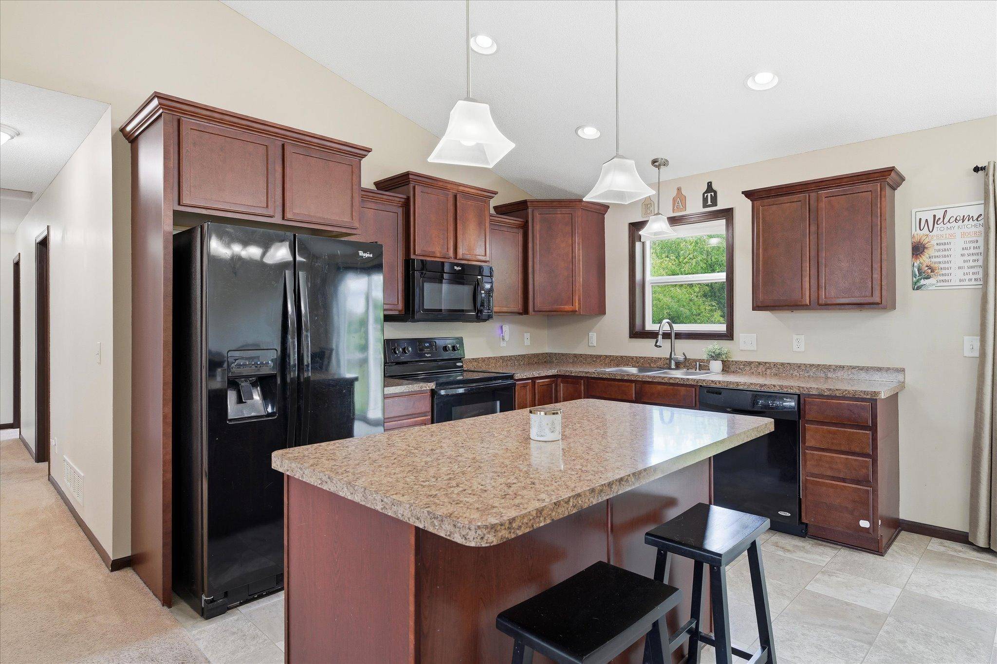 1805 10th ST NE, Buffalo, MN 55313
