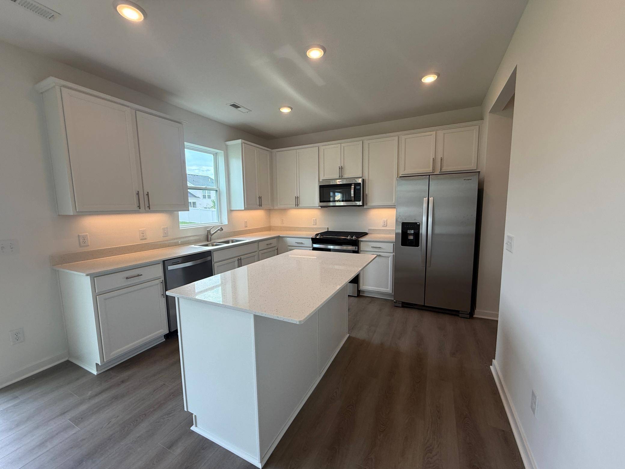 15022 Askeaton PL, Rosemount, MN 55068