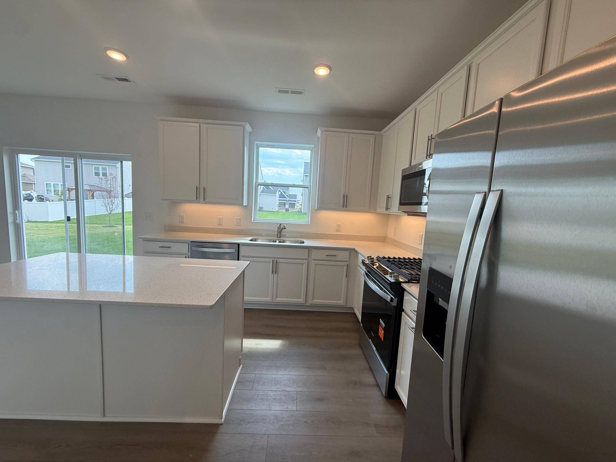 15022 Askeaton PL, Rosemount, MN 55068
