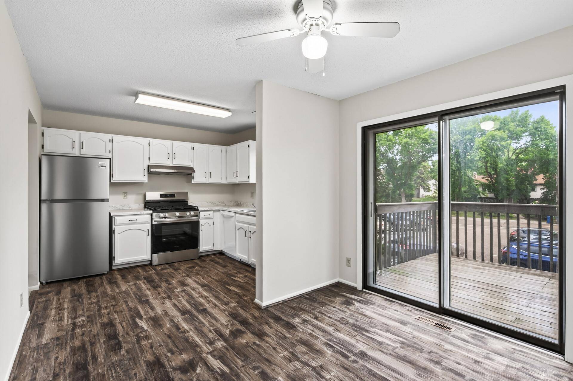 3429 Pilgrim LN N, Plymouth, MN 55441