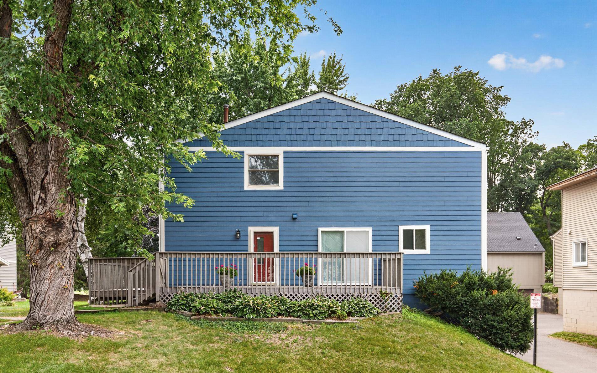3429 Pilgrim LN N, Plymouth, MN 55441