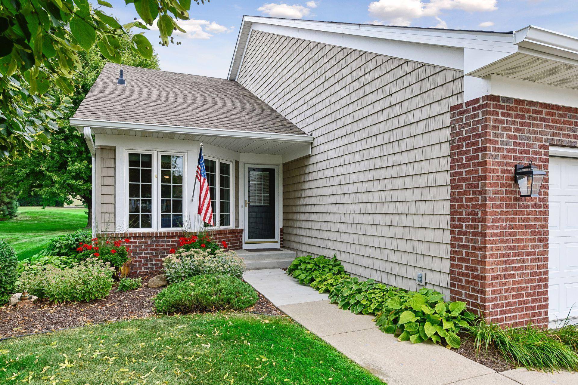 8972 Deer Run DR, Victoria, MN 55386
