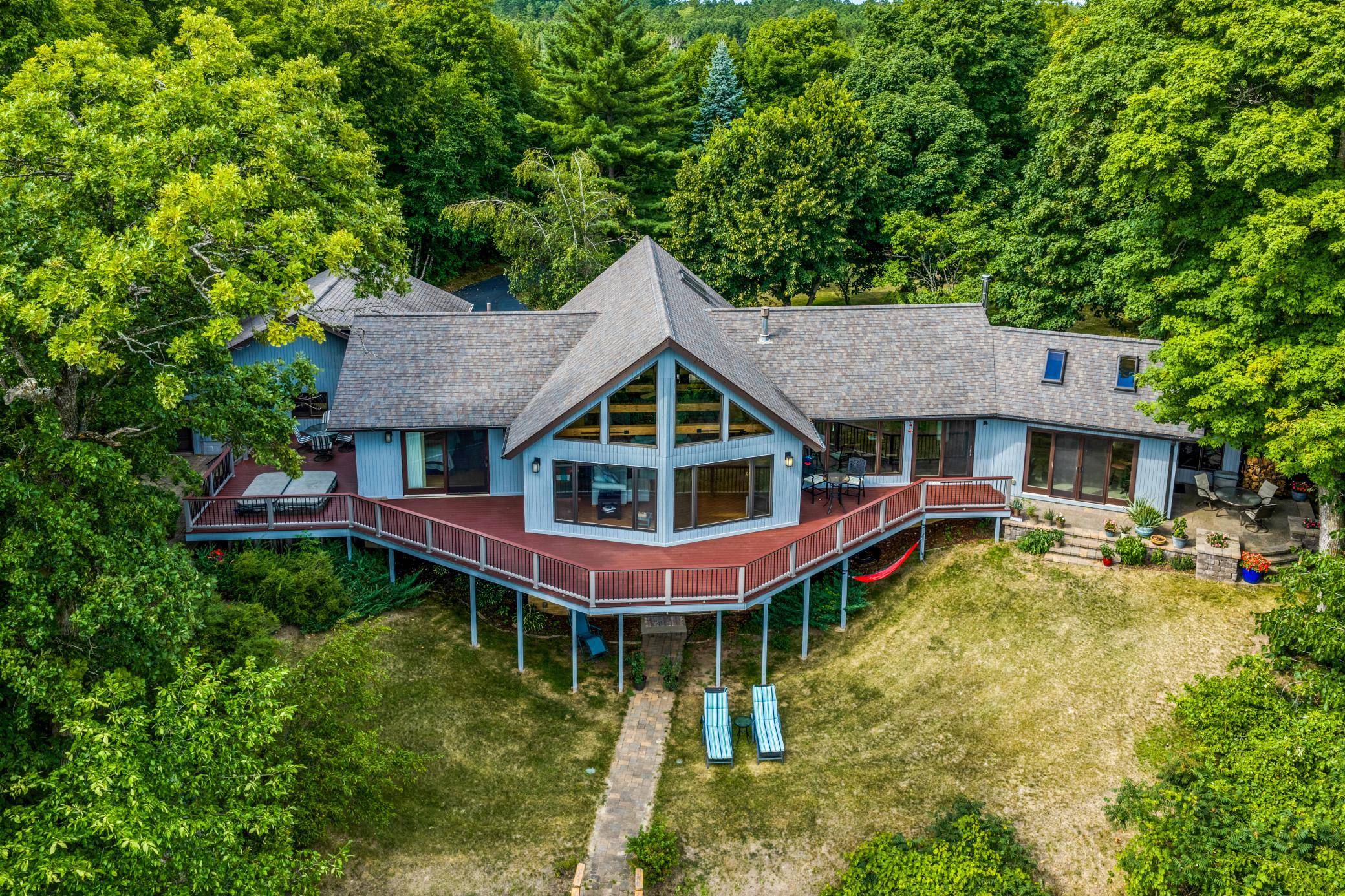 7002 Maple Beach CT NE, Bemidji, MN 56601