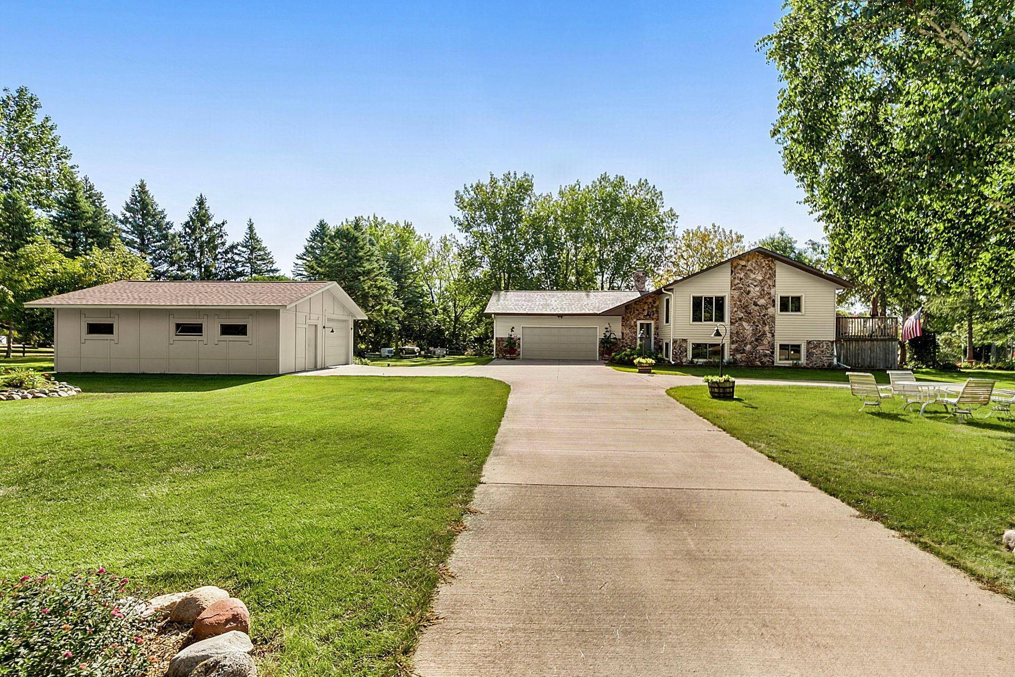 6992 43rd AVE SE, Saint Cloud, MN 56304