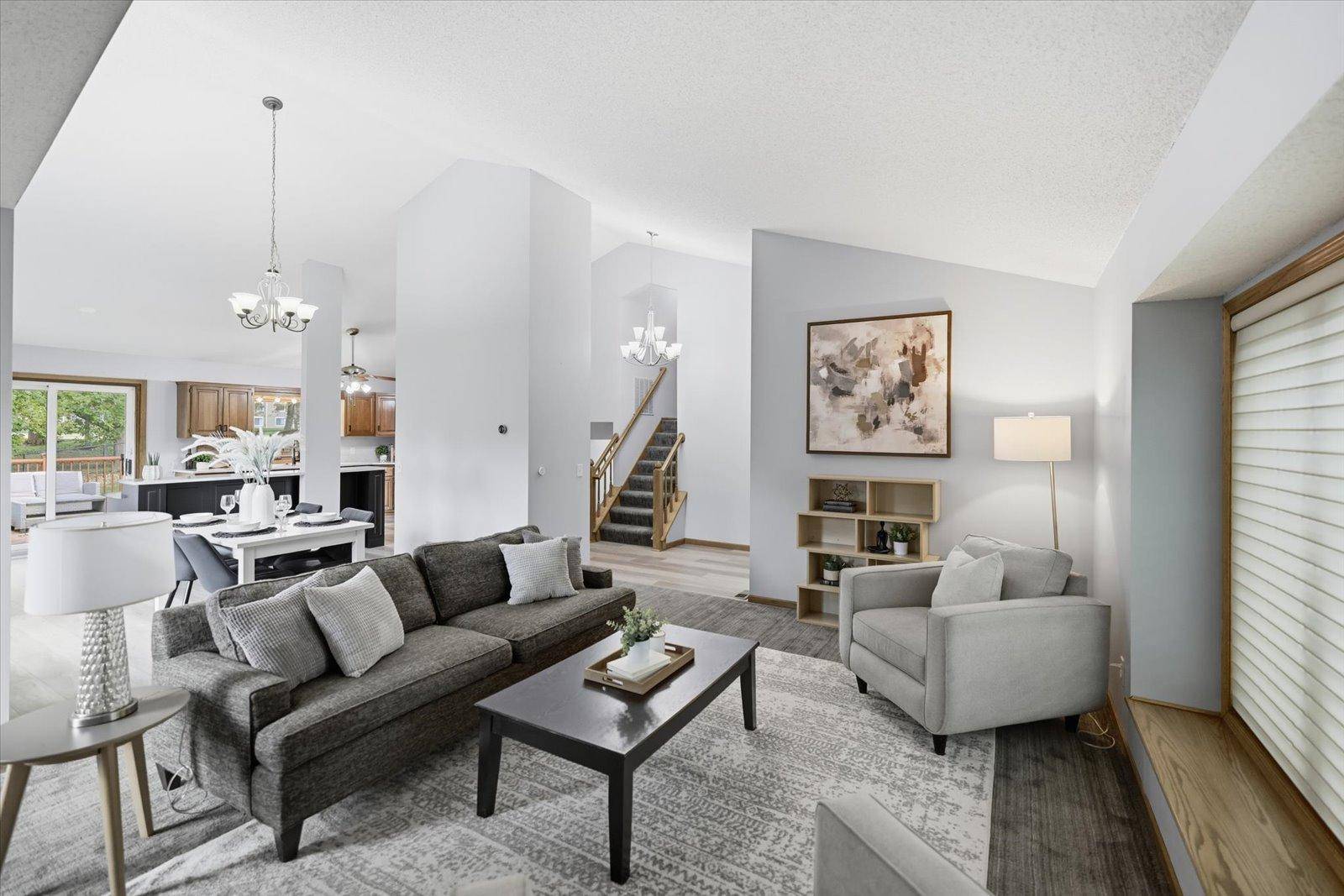 1000 April PL, Burnsville, MN 55306