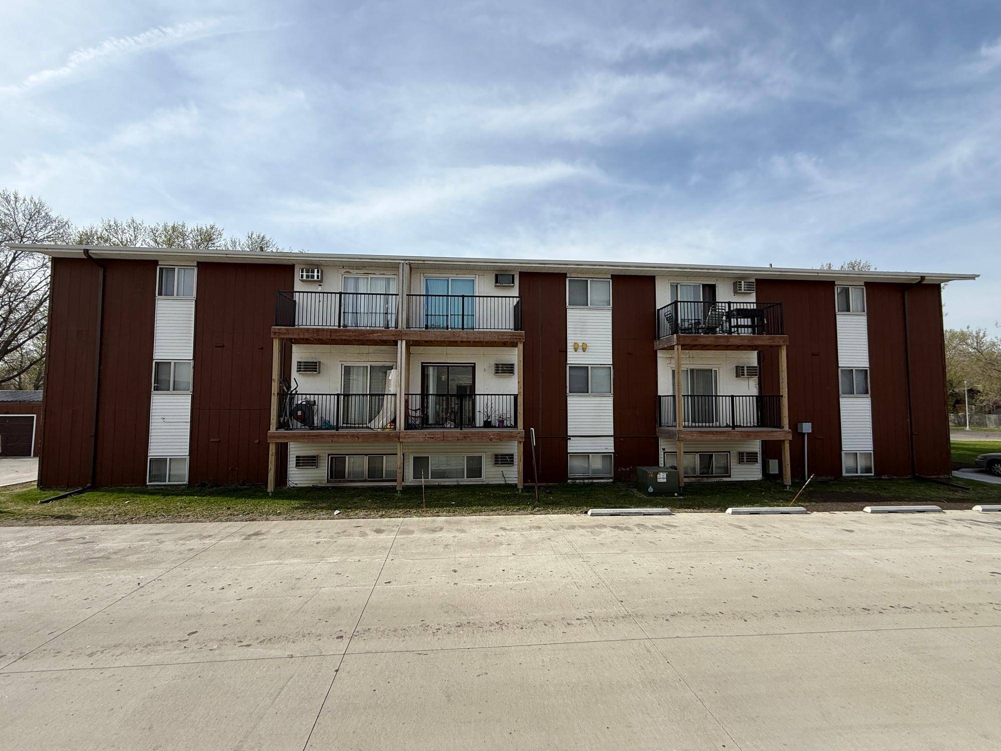 1510 E Gateway CIR S, Fargo, ND 58103
