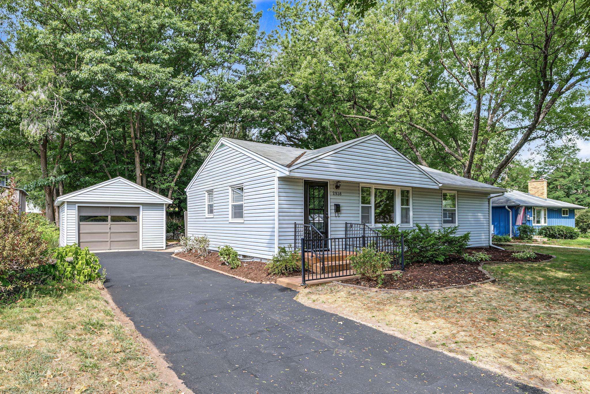 2938 Washburn CIR, Richfield, MN 55423
