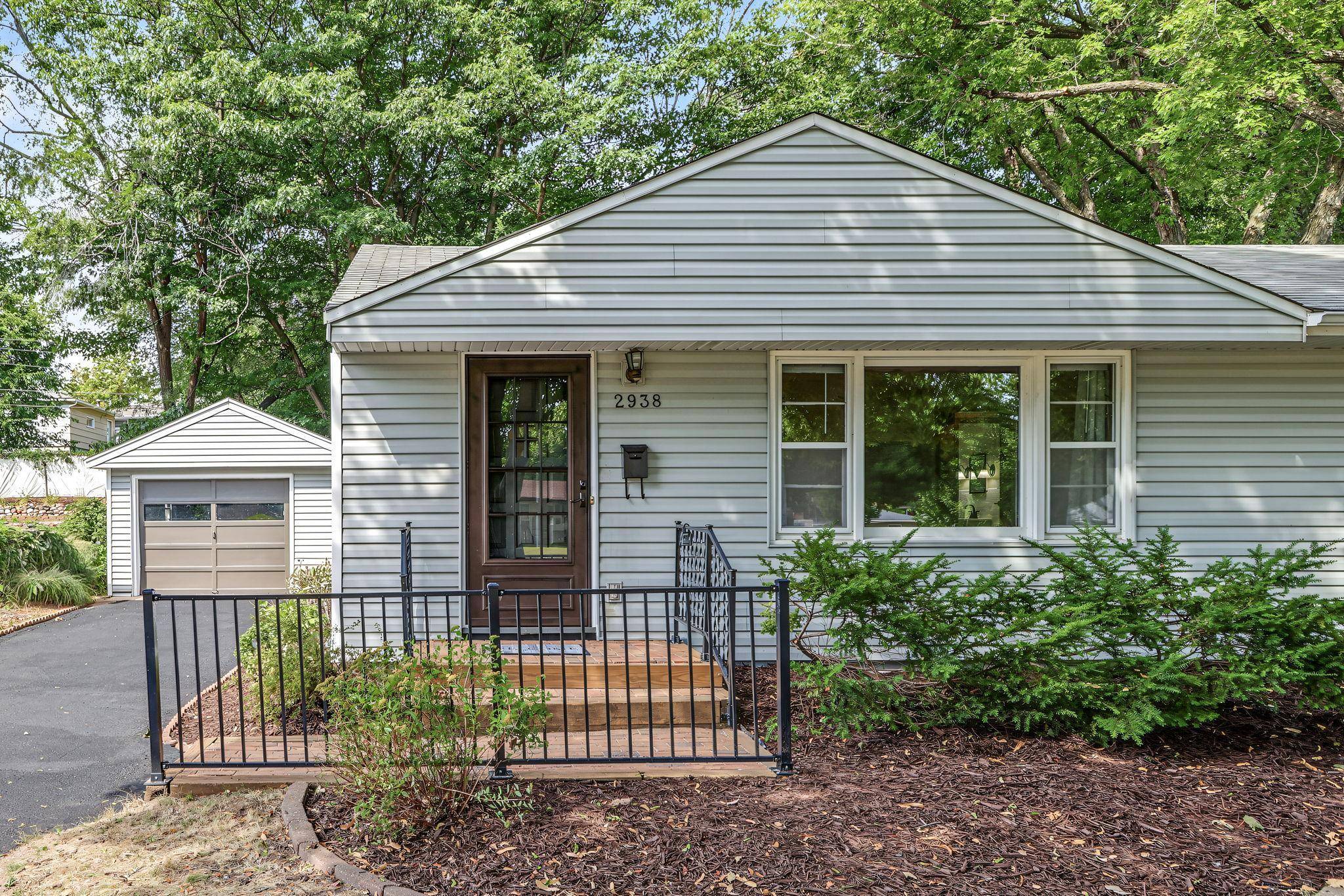 2938 Washburn CIR, Richfield, MN 55423