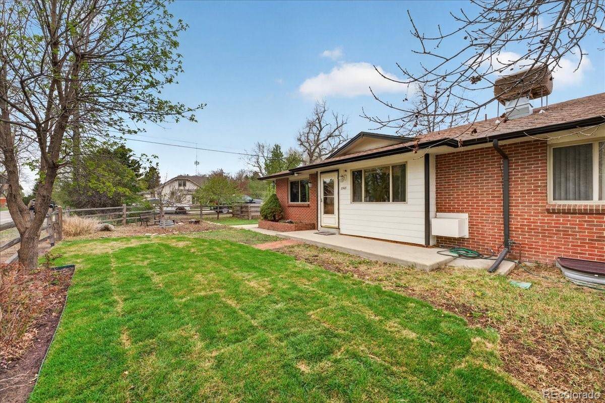 2303 Iris ST, Lakewood, CO 80215