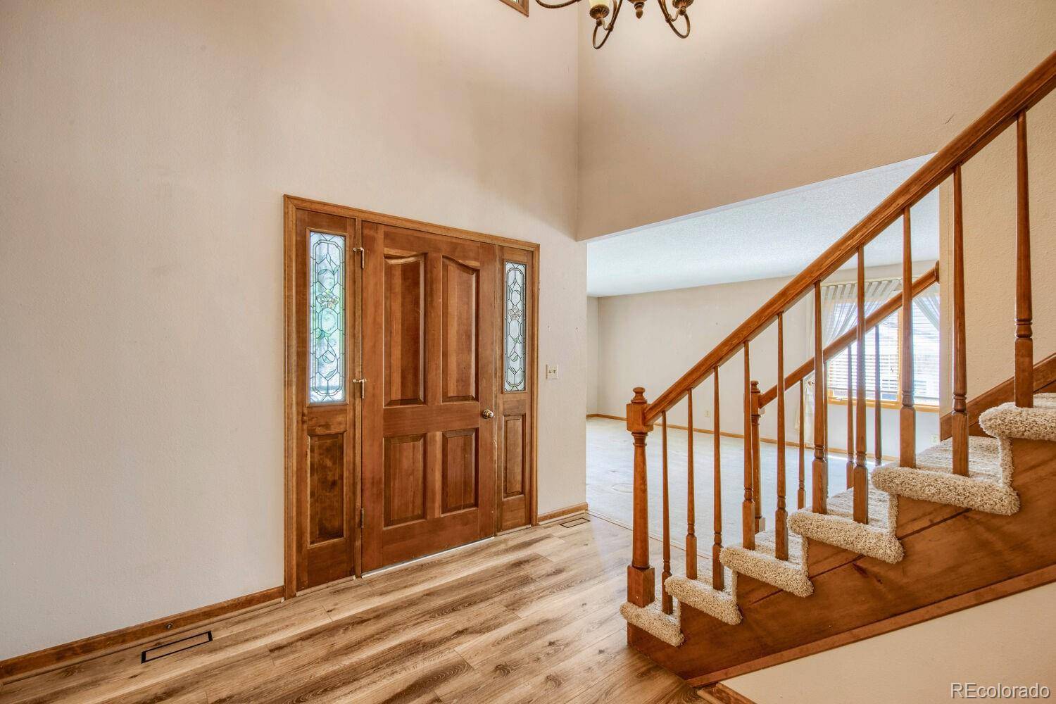 15956 E Crestridge CIR, Centennial, CO 80015