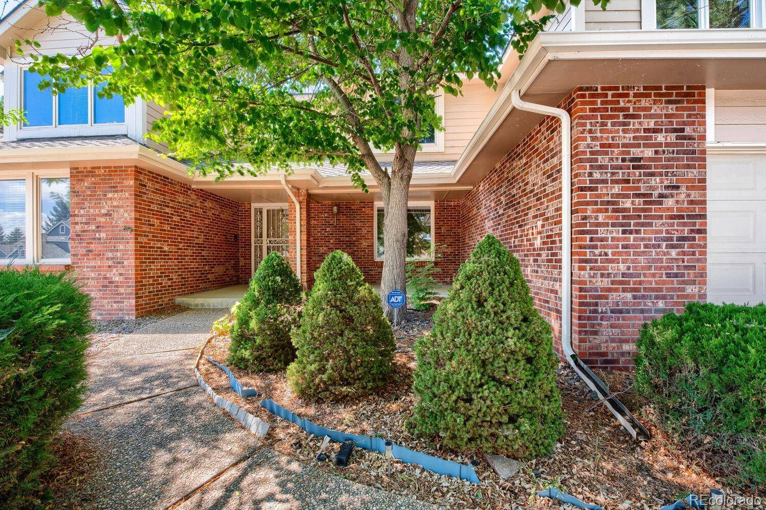 15956 E Crestridge CIR, Centennial, CO 80015