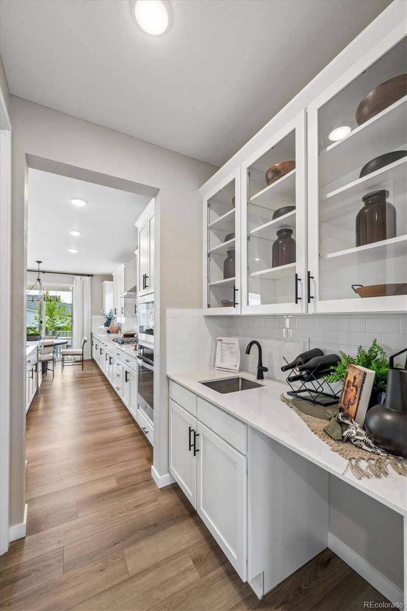 9113 Ironwood ST, Highlands Ranch, CO 80129
