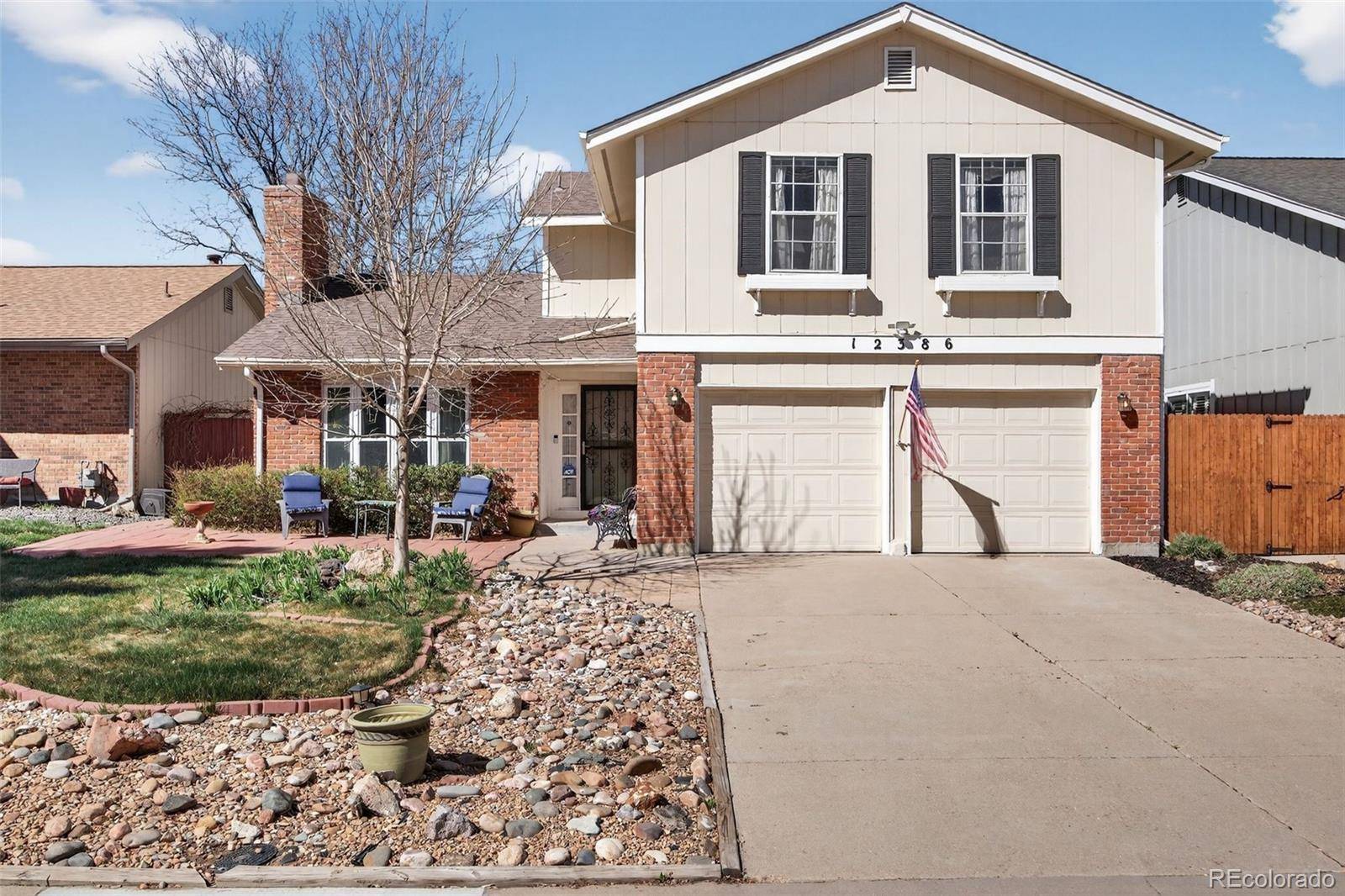 12386 E Bates CIR, Aurora, CO 80014