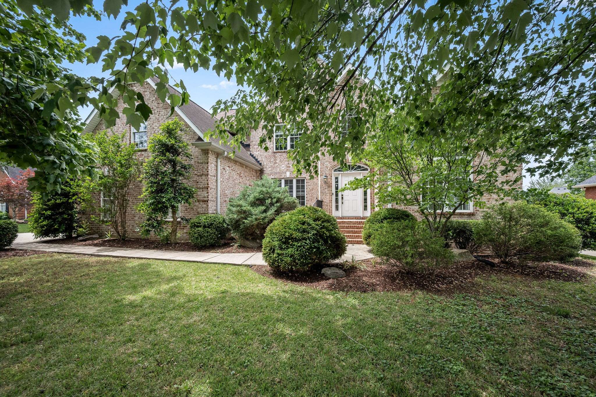 3035 Twisted Oak Dr, Murfreesboro, TN 37129
