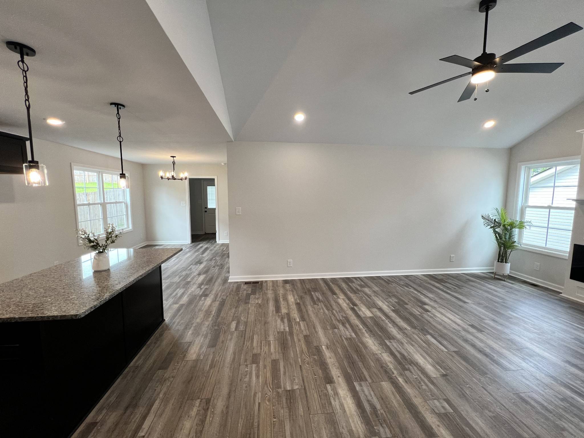 1154 Tybee Dr, Clarksville, TN 37042