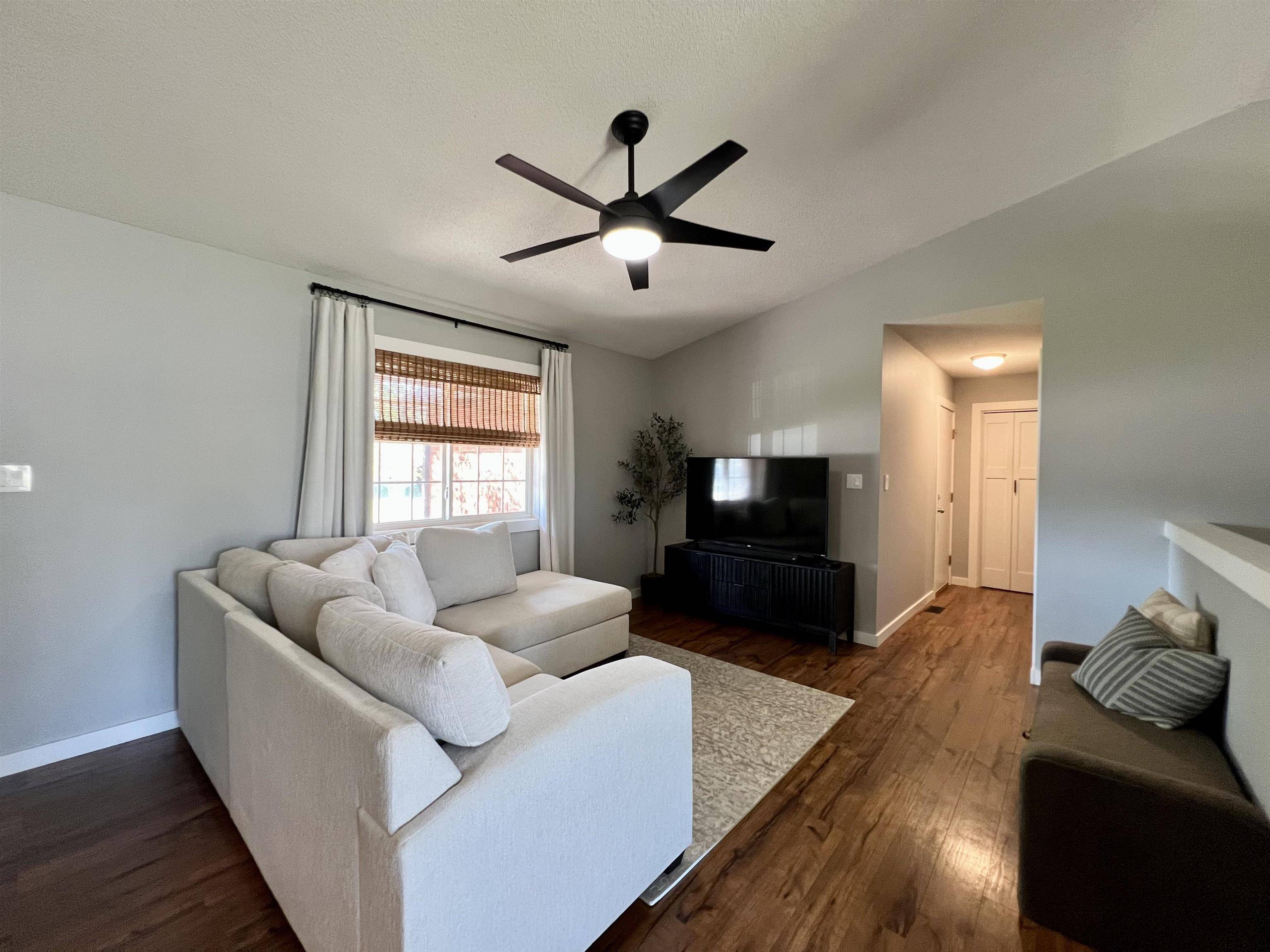 1100 Forrest Glenn, Arkansas City, KS 67005