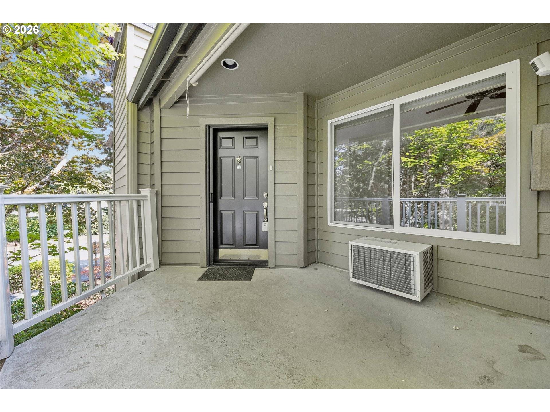 5055 FOOTHILLS DR #G, Lake Oswego, OR 97034